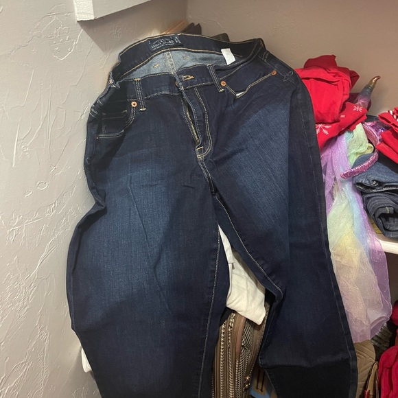 ***👖LIKE NEW👖LUCKY JEANS - Picture 4 of 4
